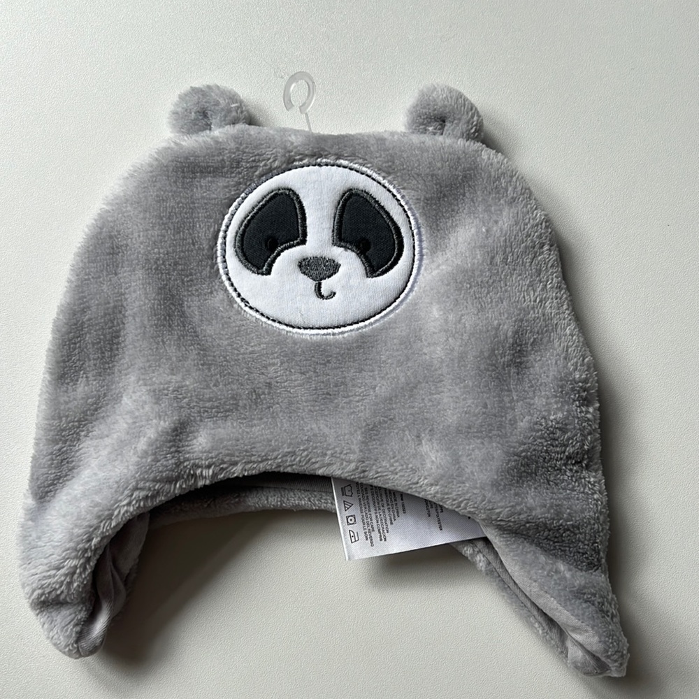 Baby fall / winter hat 6-9 months panda bear